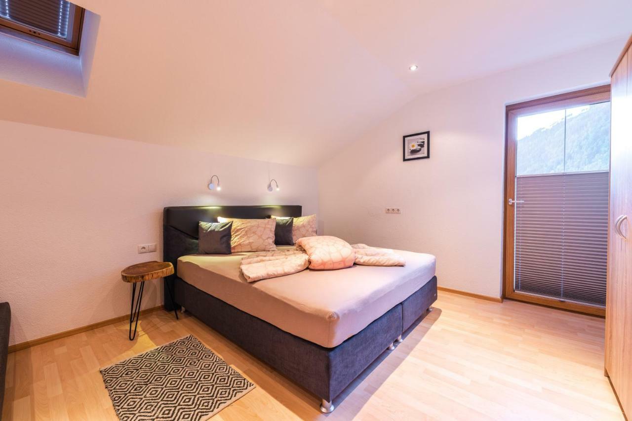 Haus Viktoria Apartment Längenfeld Екстериор снимка