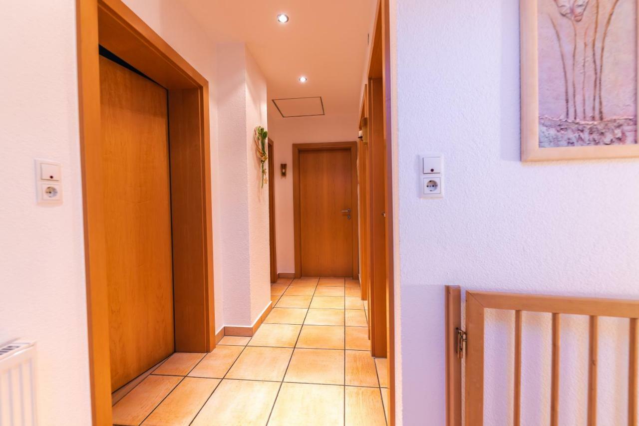 Haus Viktoria Apartment Längenfeld Екстериор снимка