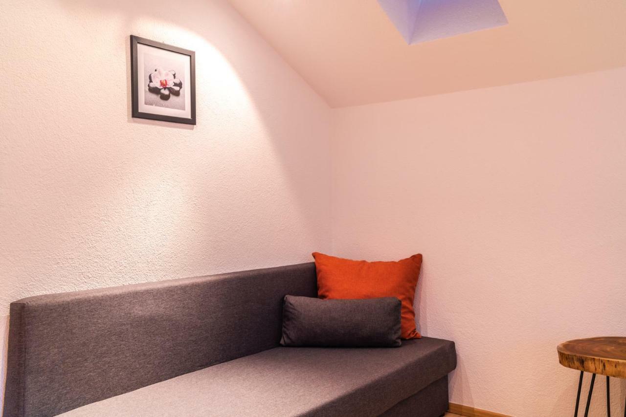 Haus Viktoria Apartment Längenfeld Екстериор снимка