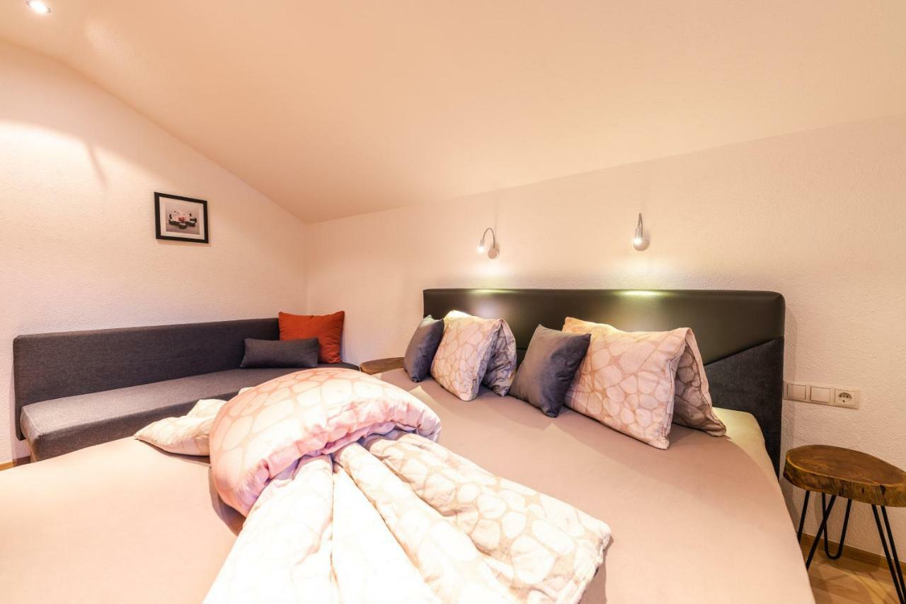 Haus Viktoria Apartment Längenfeld Екстериор снимка